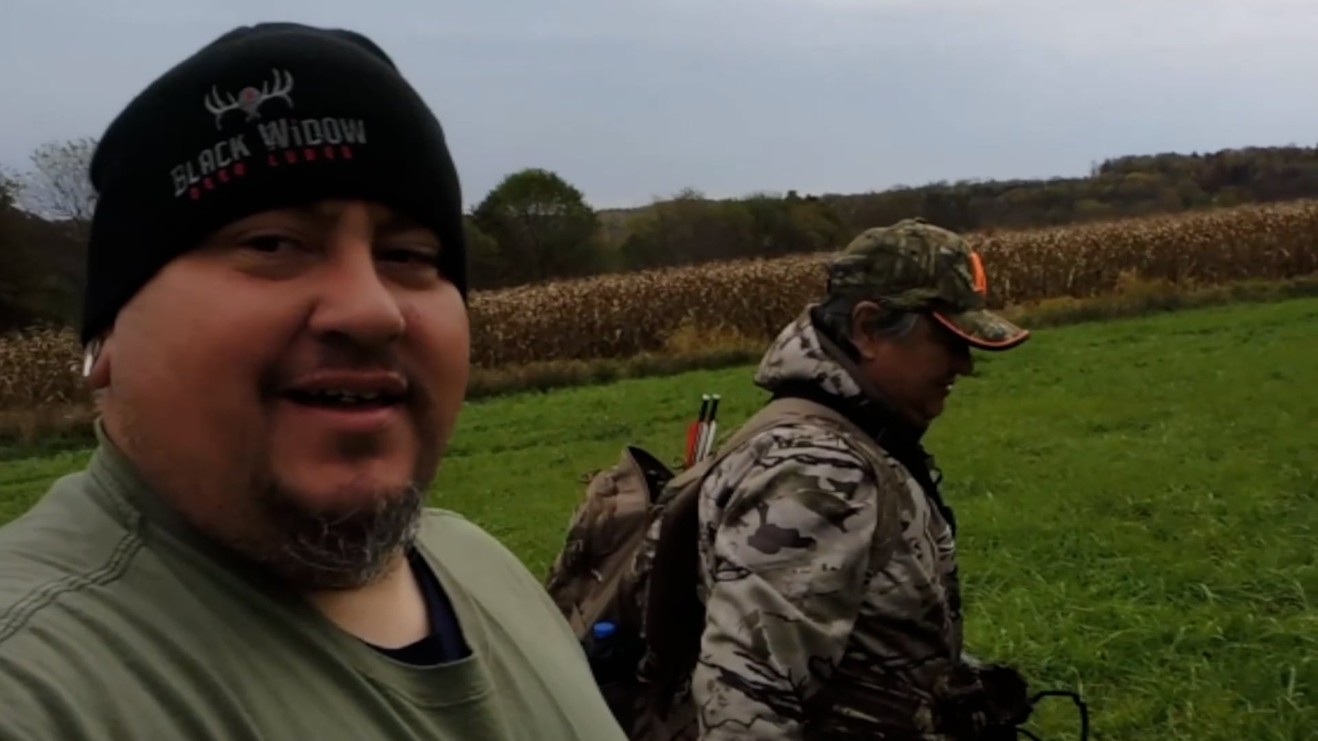 704 Outdoors S8 E1 Texas Wild Hog Hunting w.Medio Creek