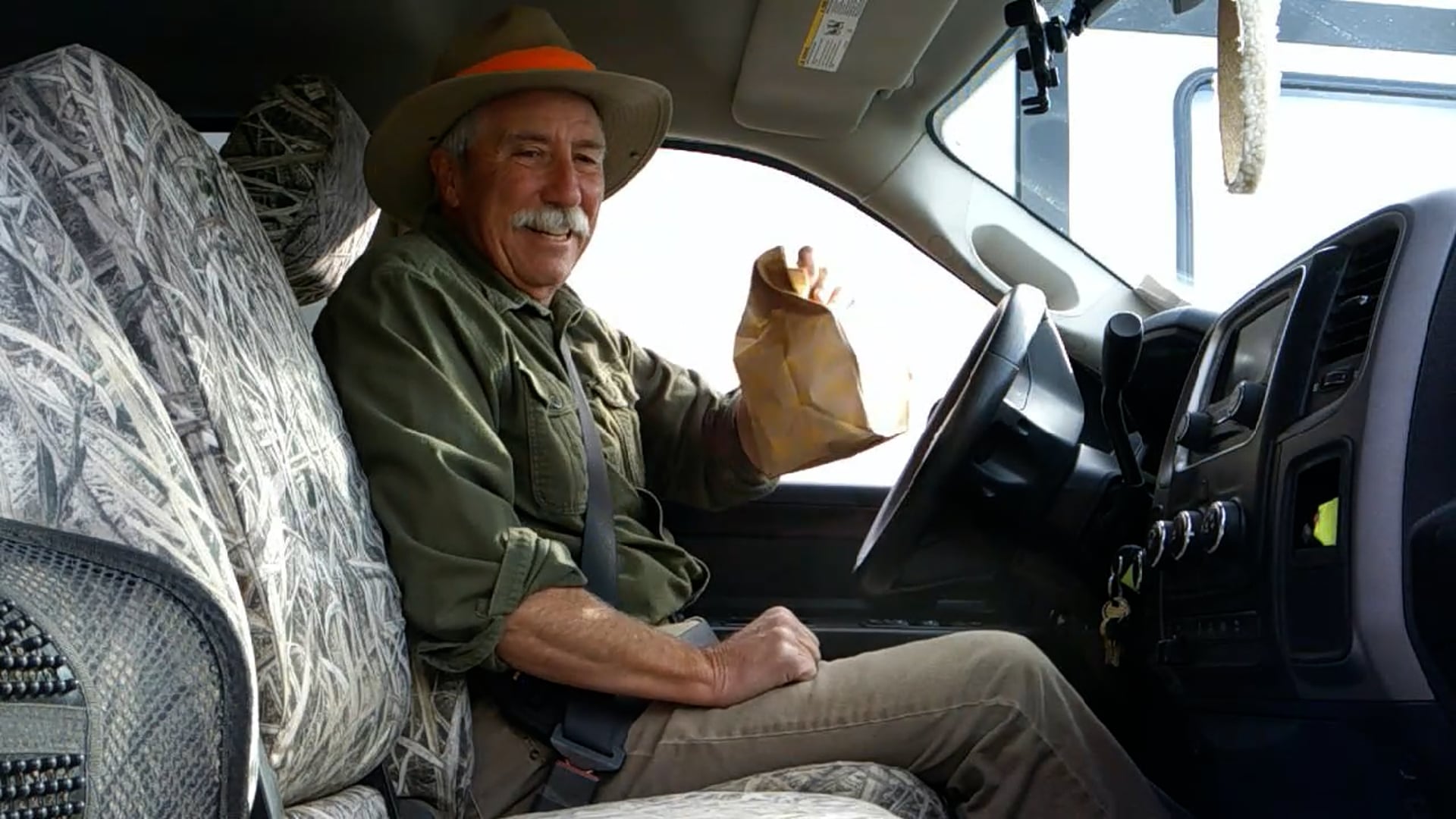 Scott Linden's Upland Nation - Season 1 - Episode 4 - The Fearsome Four ingredients to avoid in your hunting dog's food