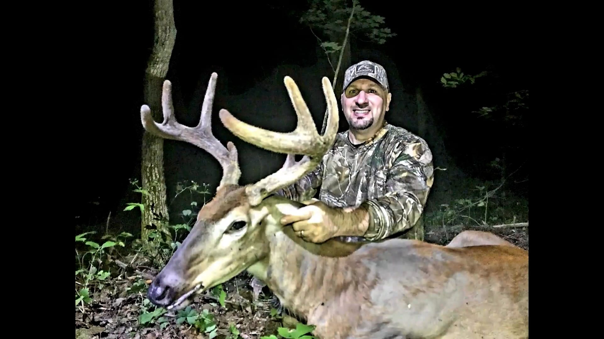 8Up Nation TV - Season 6 - Episode 5 - Public Land Arizona Mule deer