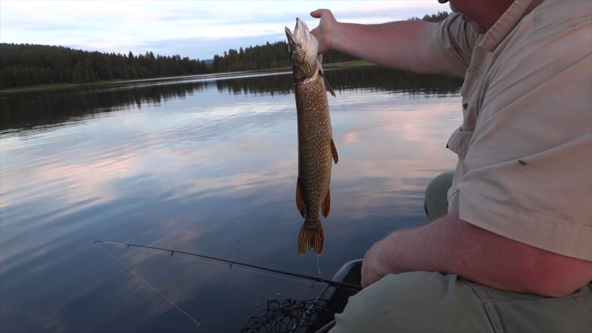 BootprintsTV - Season 3 - Episode 17 - Montana Pike