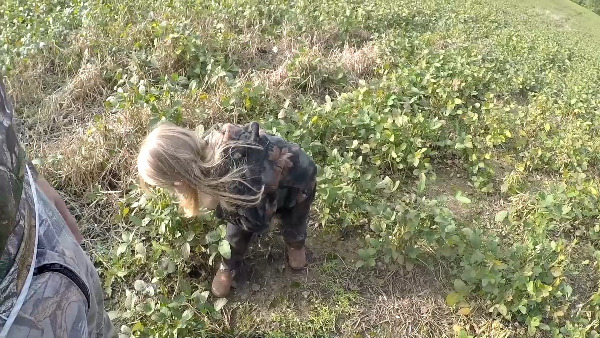 704 Outdoors - Episode 8 - S5 Elles First Archery Deer Hunt