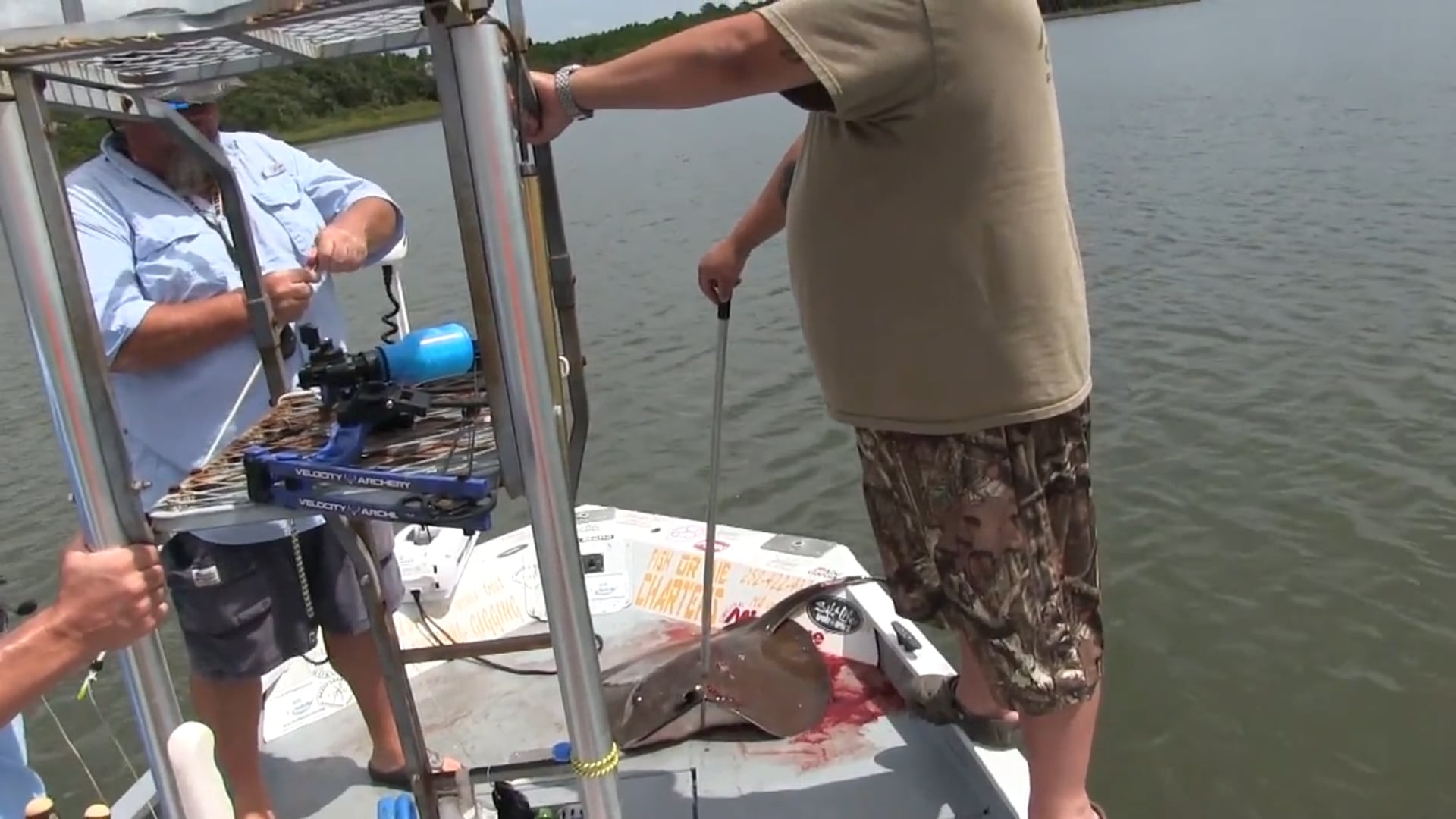 704 Outdoors - Bowfishing with Fish or Die Charters
