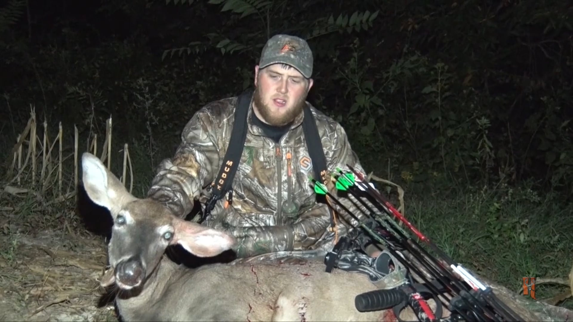 Aaron Outdoors - Whitetail Crossing