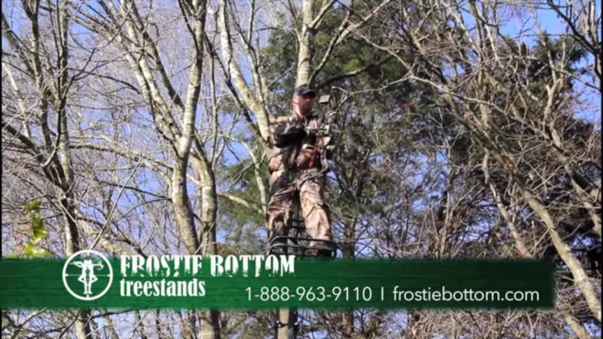 704 Outdoors - Night Bowhunting Hogs